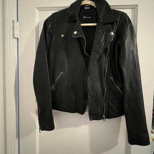 Madewell Black Leather Jacket – Size XS | Classic & Edgy Wardrobe Staple